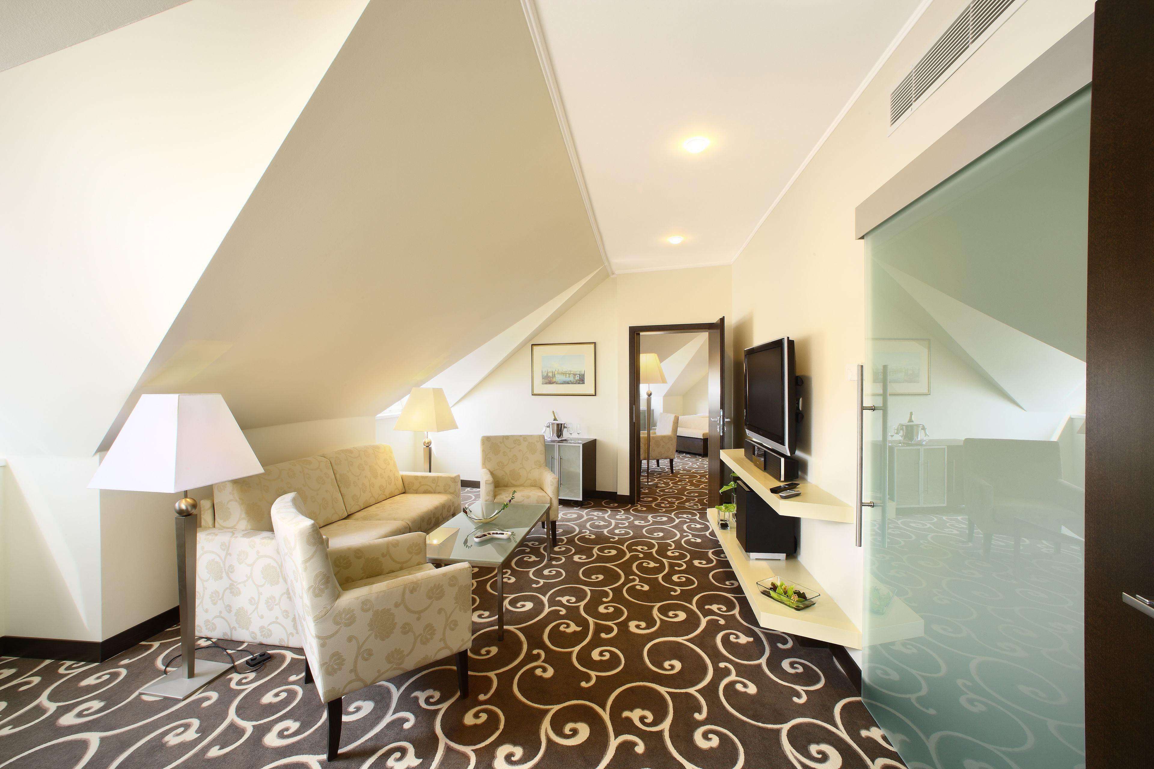 Grand Hotel Bohemia — Photos 2